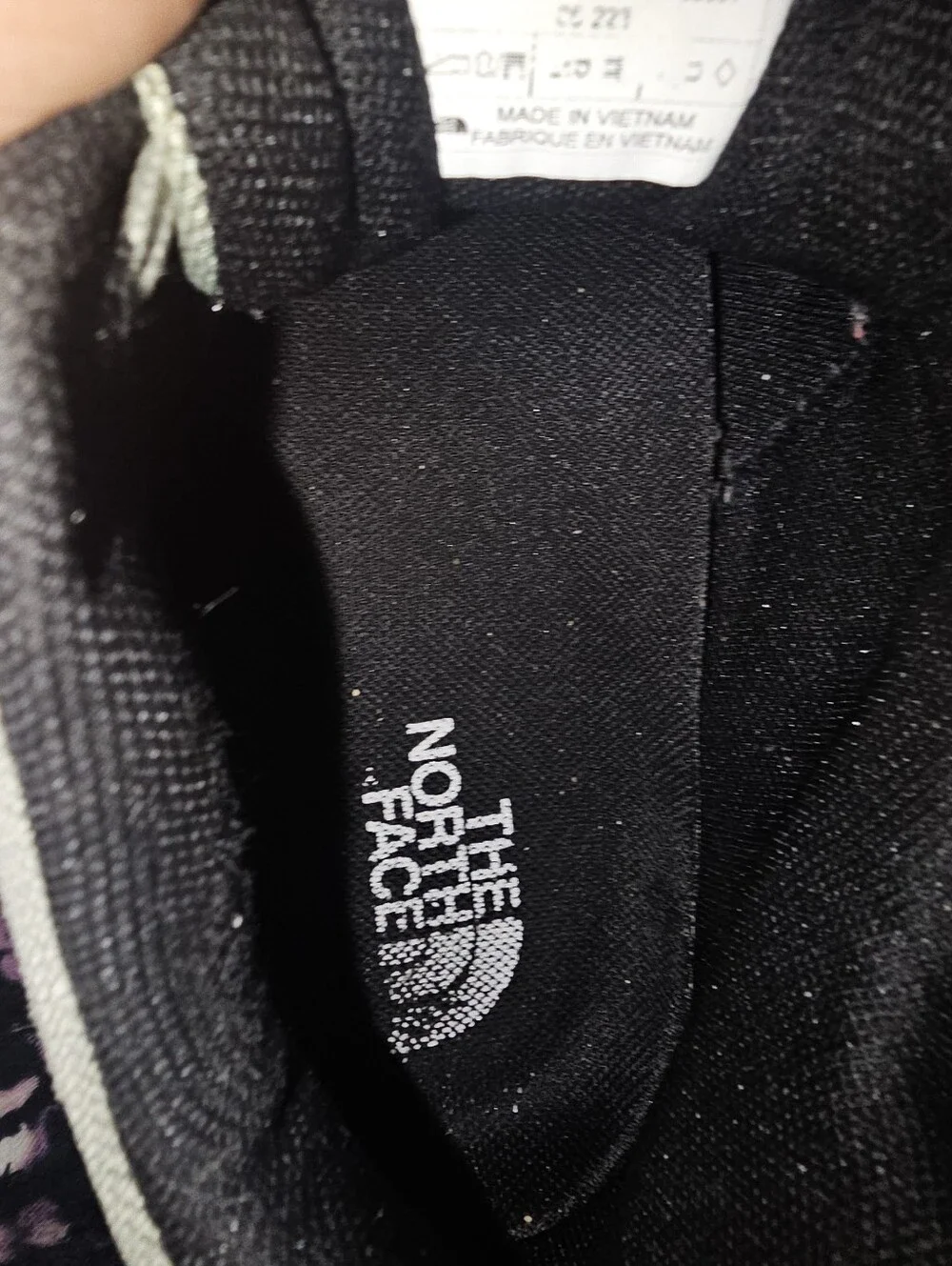 💰The North Face Sage Green and Black Trail Sneakers